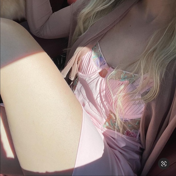 FOR LOVE & LEMONS Pastel Watercolor Rose Dress - Picture 7 of 16
